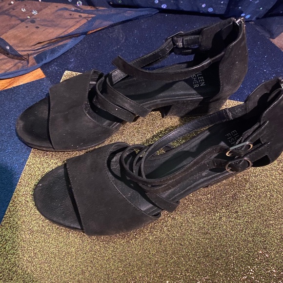 EILEEN FISHER SUEDE LEATHER STRAPPY EDGY CLASSIC BLOCK HEEL Sandals GORG - Picture 14 of 15
